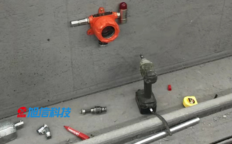 施工中.jpg 施工中.jpg